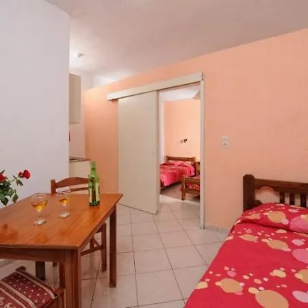 Primavera & Aparthotel Malia (Crete)